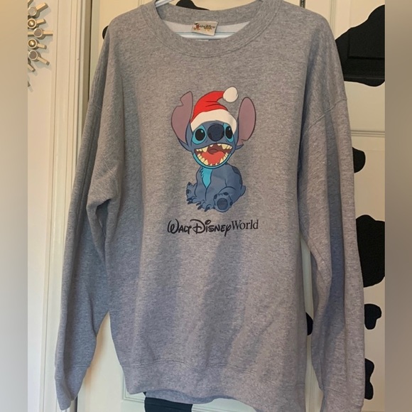 Disney Tops - Stitch Walt Disney World sweatshirt